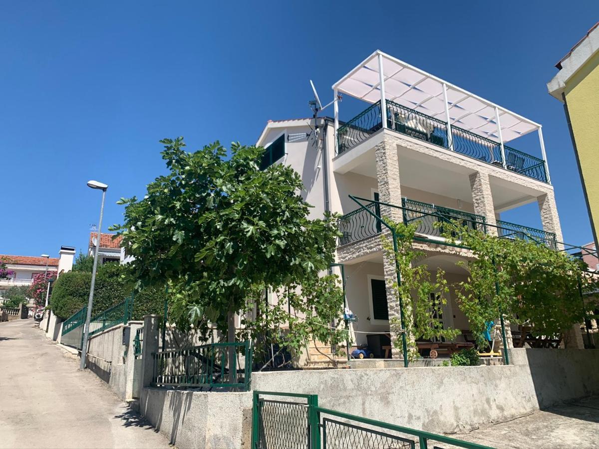 Apartment Grc Grebastica Exterior photo
